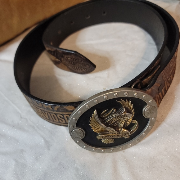 Harley Davidson Leather Genuine Leather Belt with Belt Buckle 98468 97VM - Picture 5 of 7